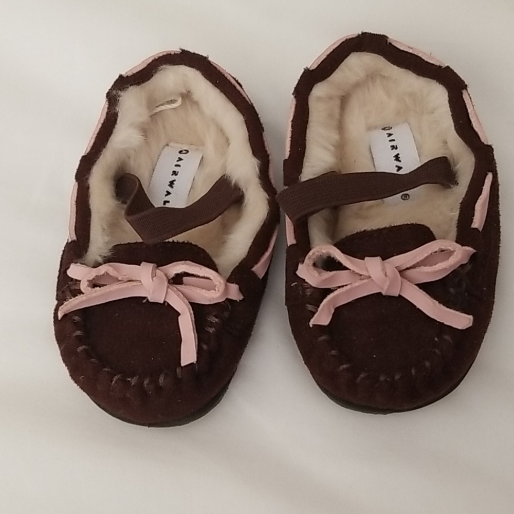 Baby girl moccasin shoes